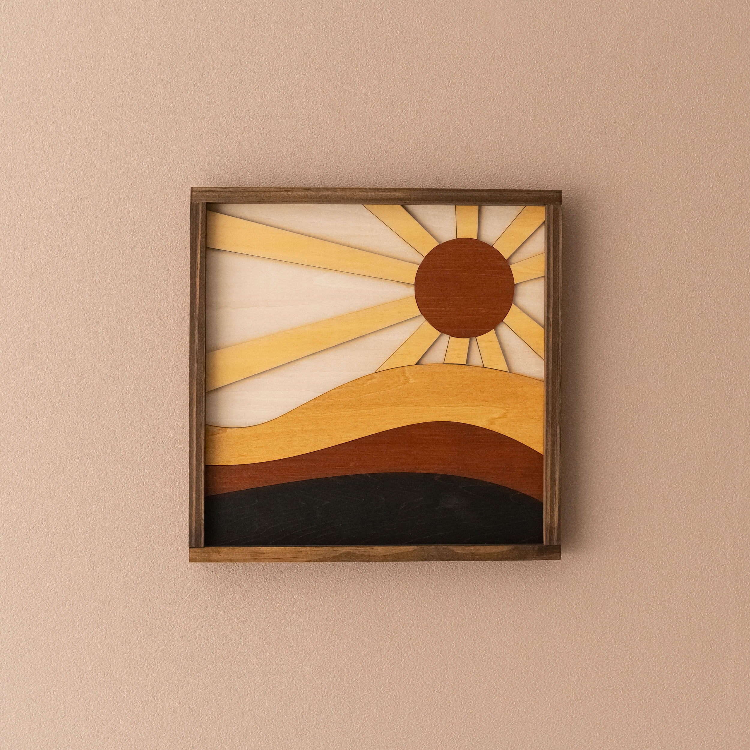 Arte de pared de madera con sol y luna para una decoración de pared de inspiración celestial