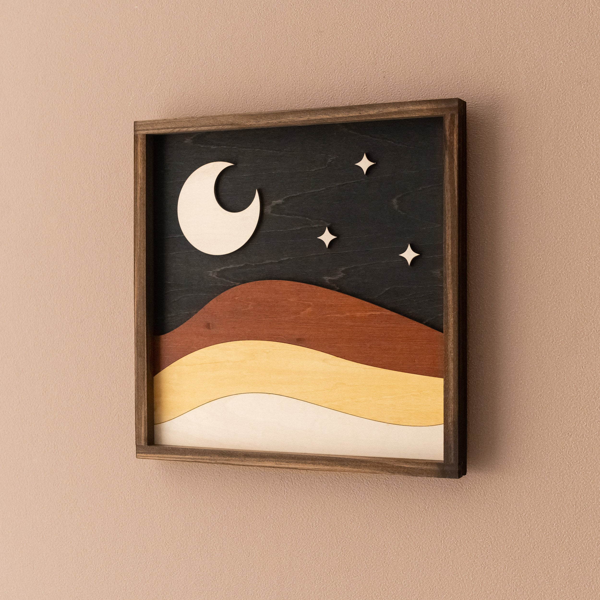 Arte de pared de madera con sol y luna para una decoración de pared de inspiración celestial