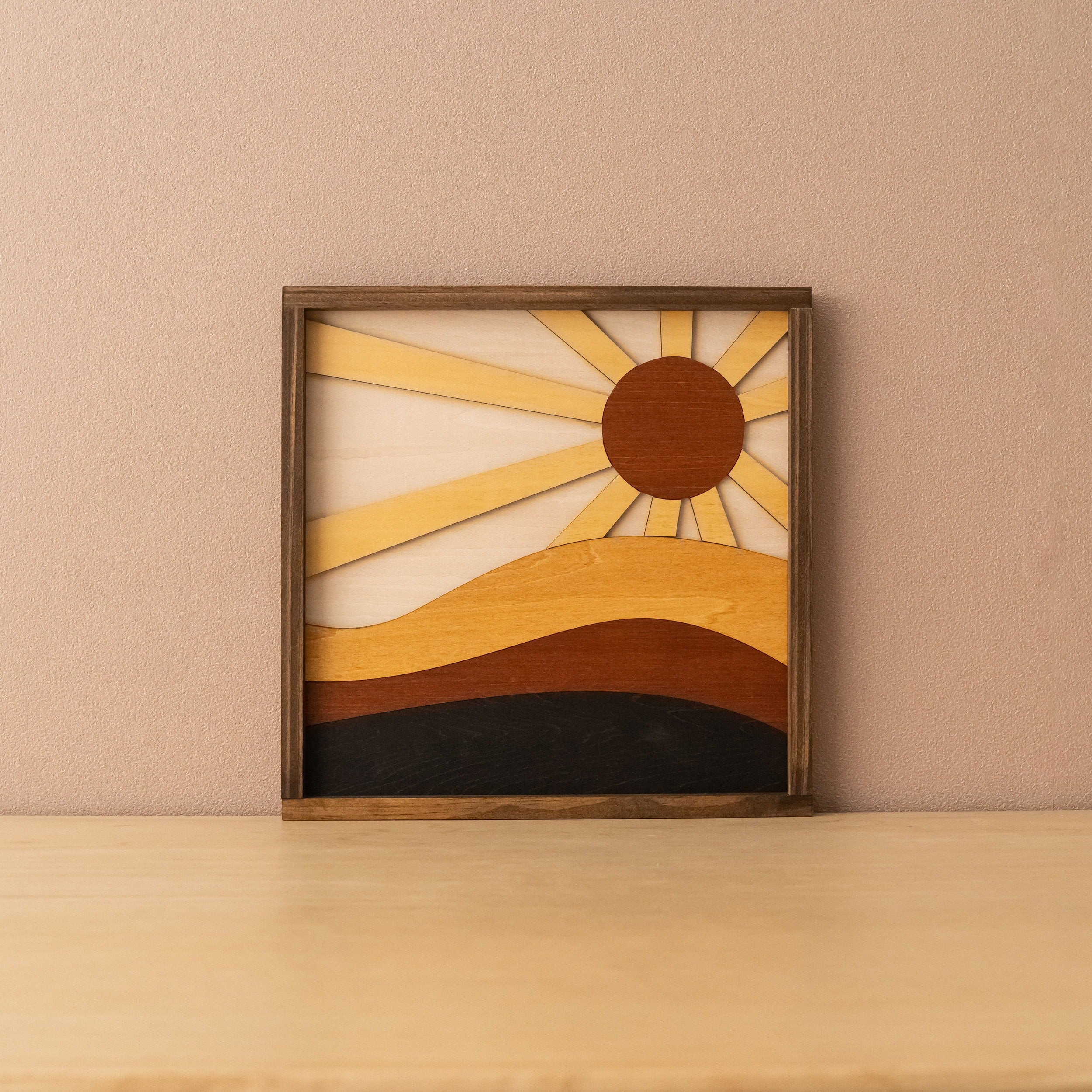 Arte de pared de madera con sol y luna para una decoración de pared de inspiración celestial
