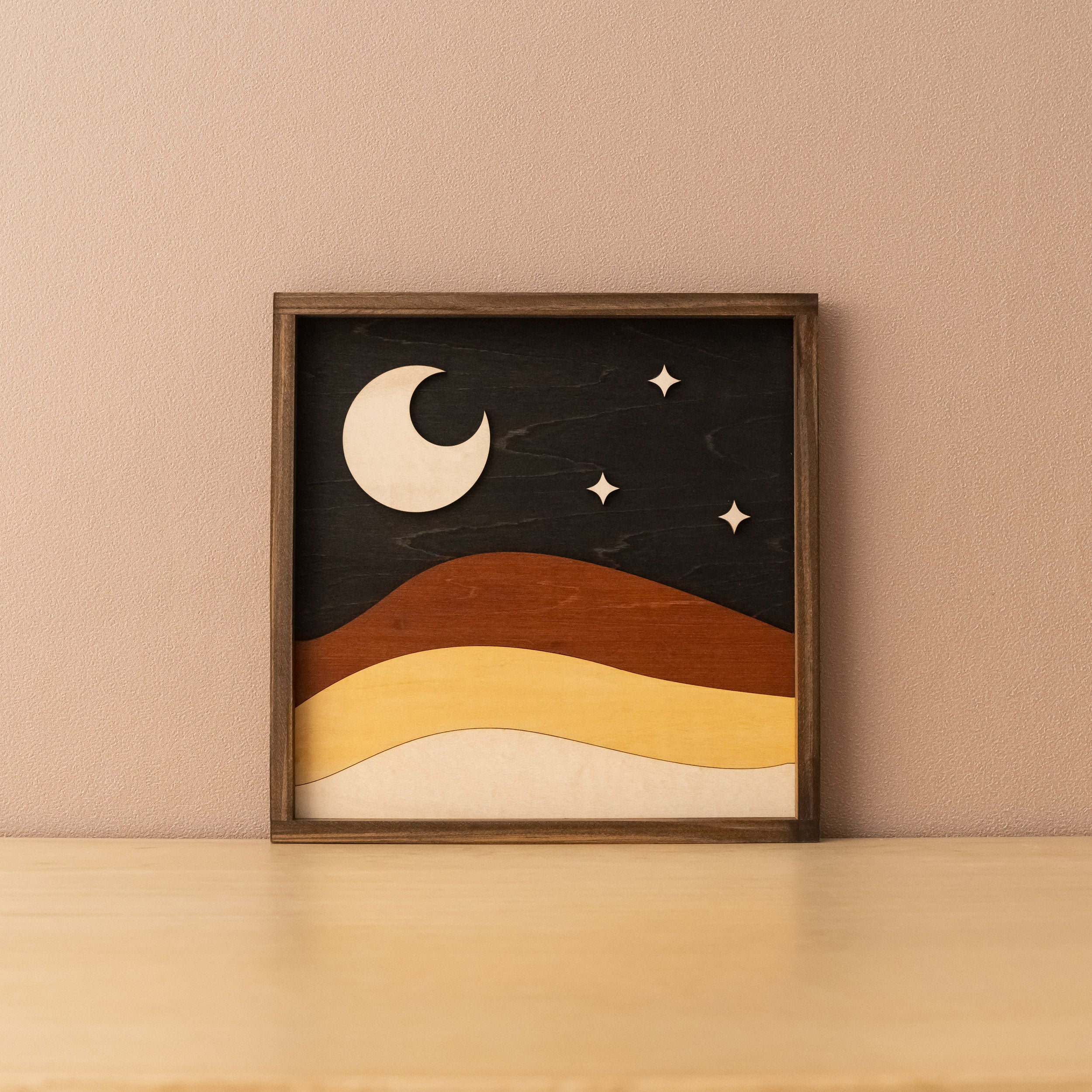 Arte de pared de madera con sol y luna para una decoración de pared de inspiración celestial