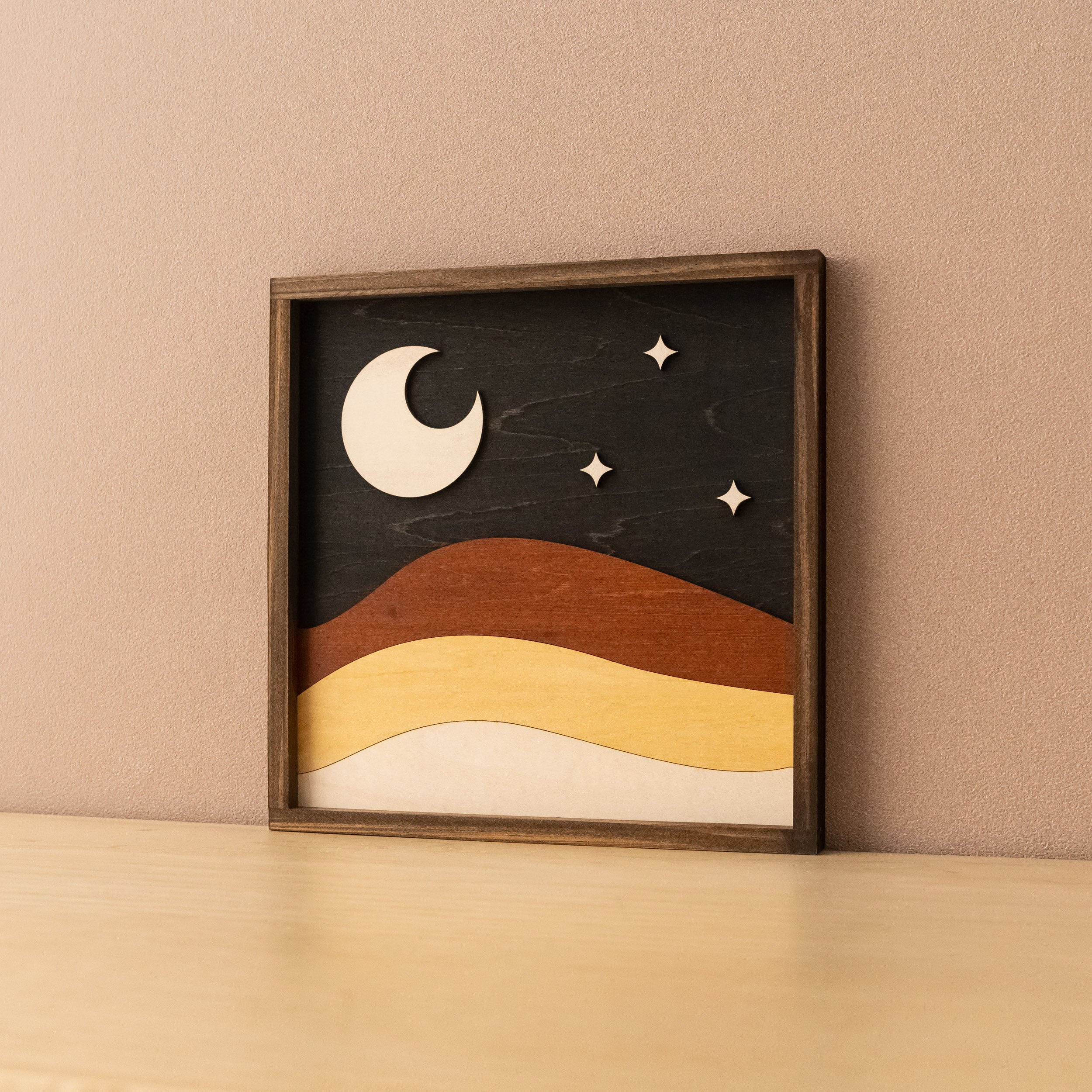 Arte de pared de madera con sol y luna para una decoración de pared de inspiración celestial