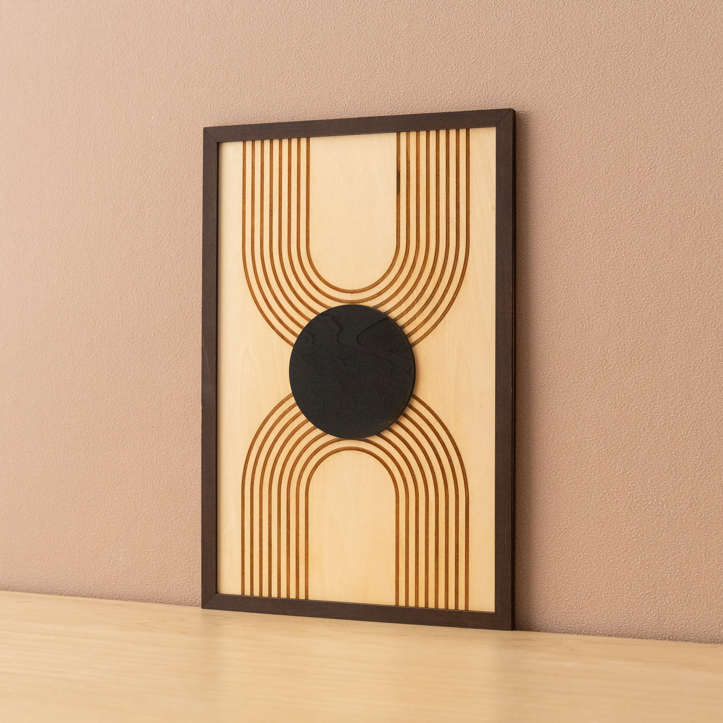Arte de pared de madera con sol y luna para una decoración bohemia celestial