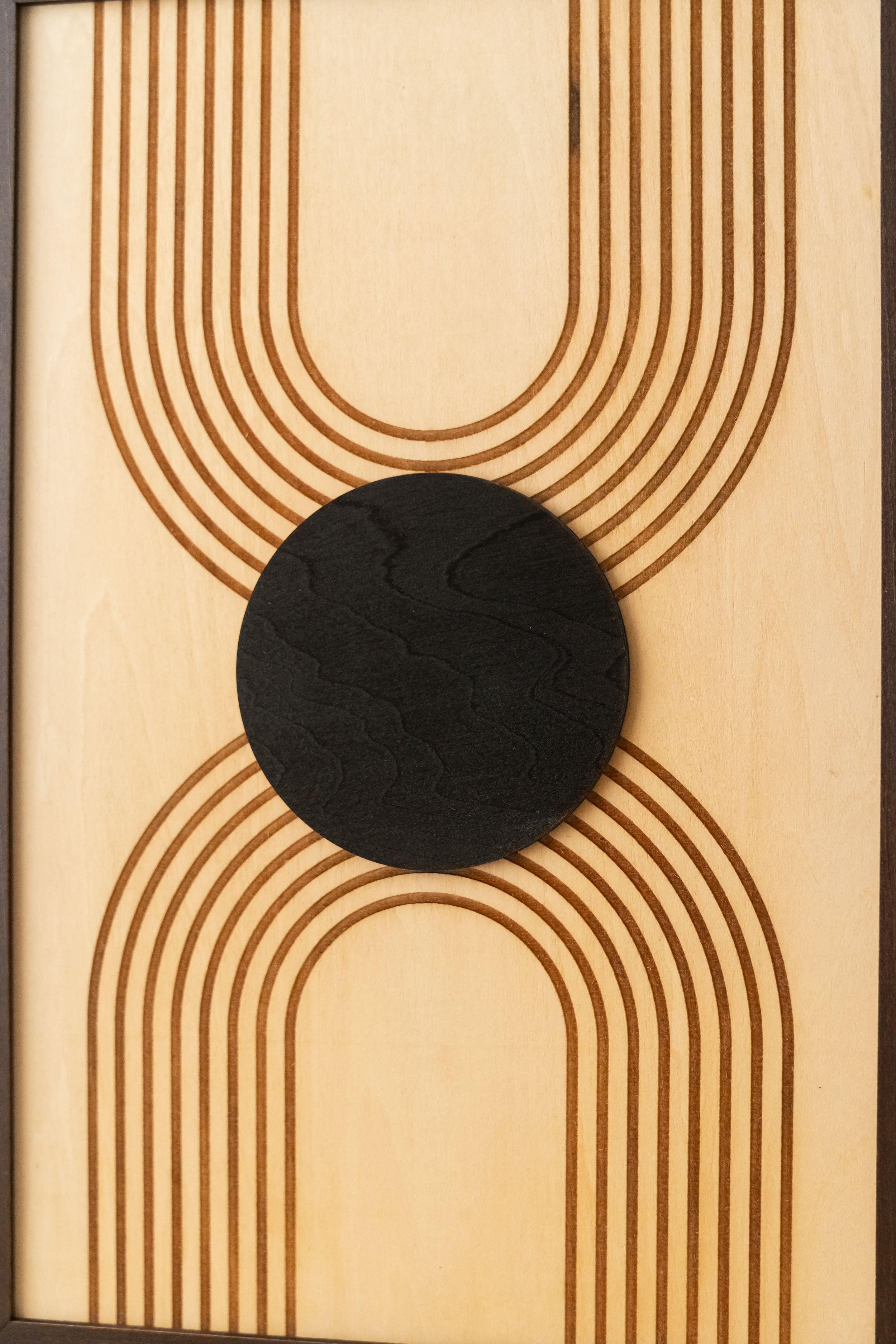 Arte de pared de madera con sol y luna para una decoración bohemia celestial