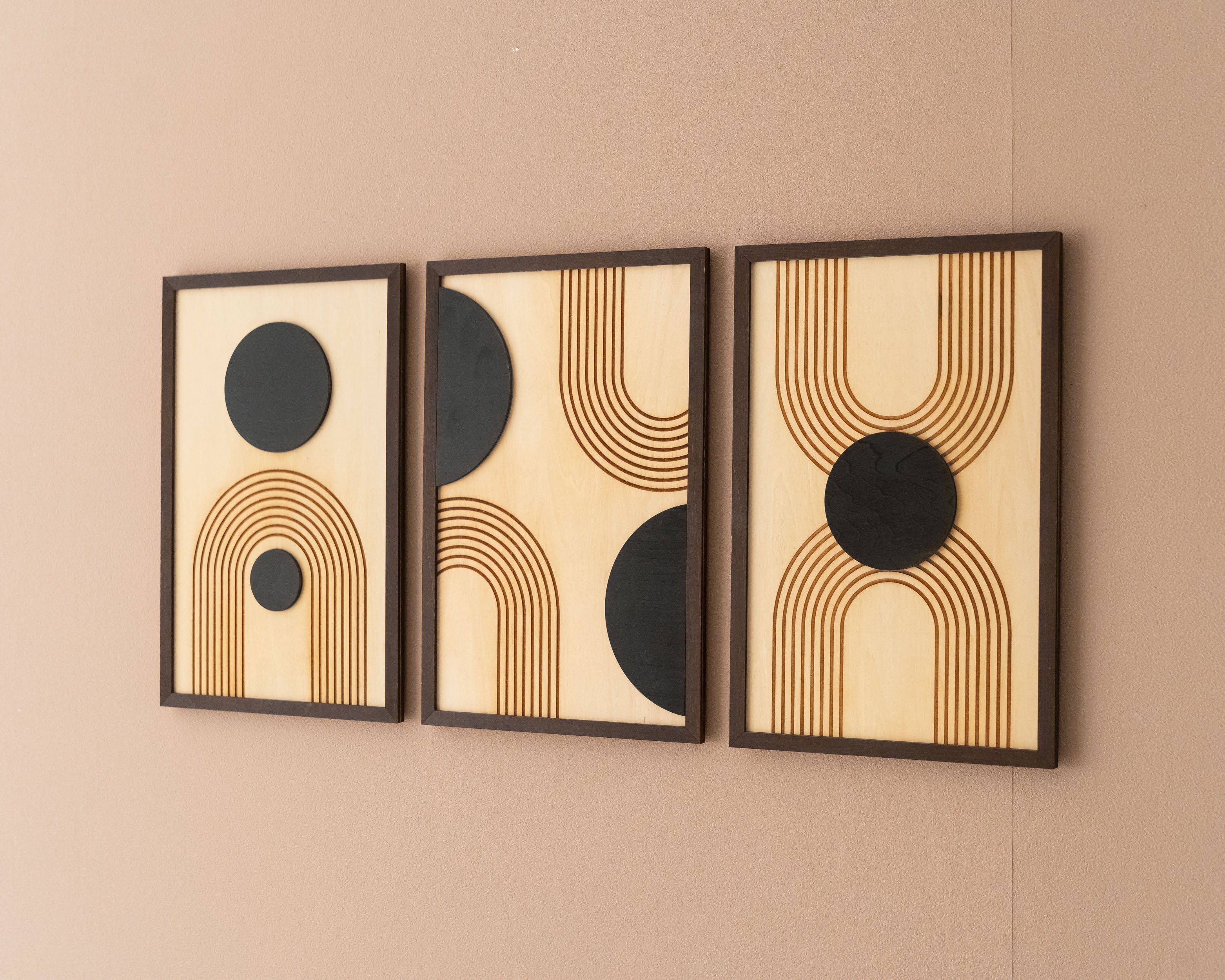 Arte de pared de madera con sol y luna para una decoración bohemia celestial