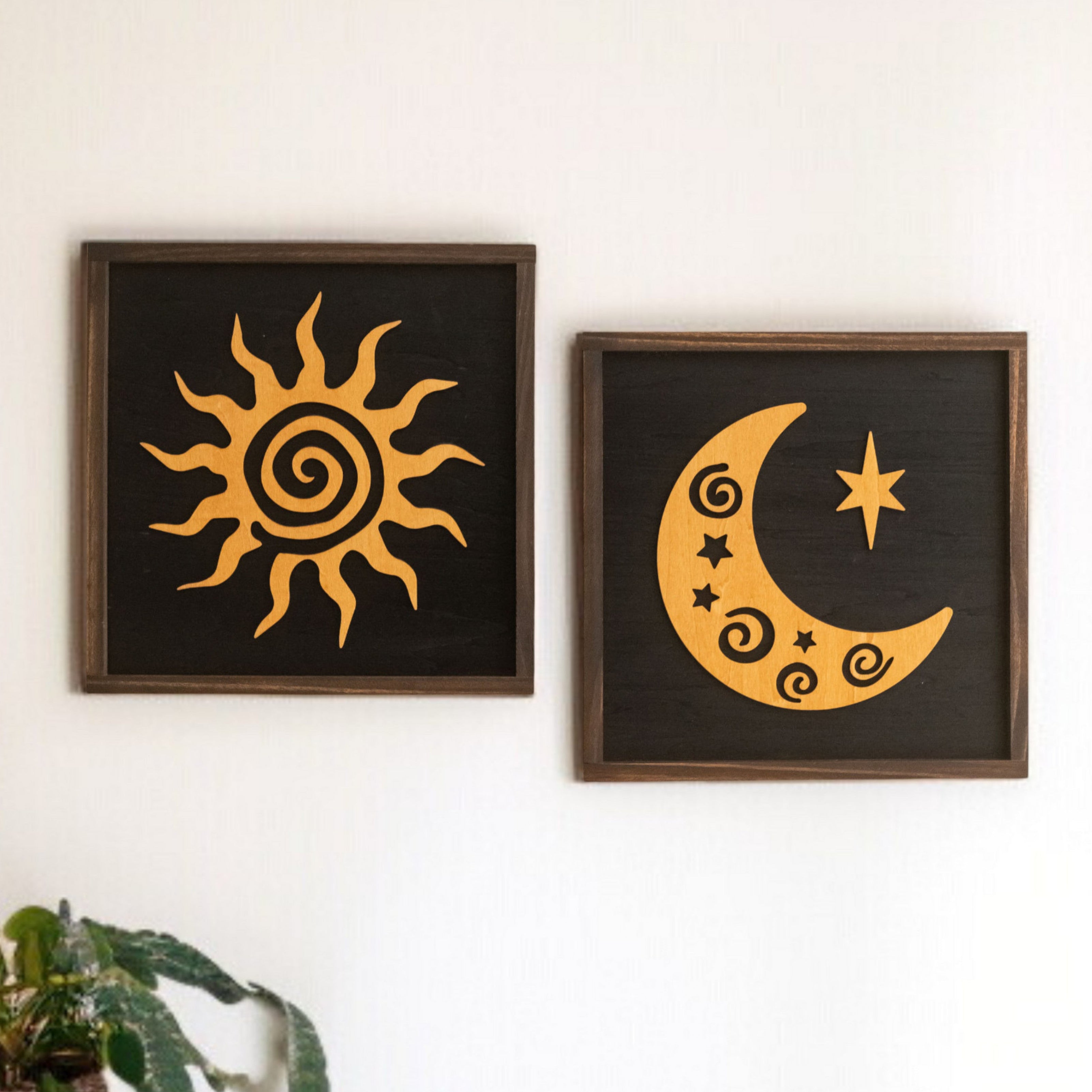Arte de pared de madera con sol y luna para una decoración de pared de inspiración celestial