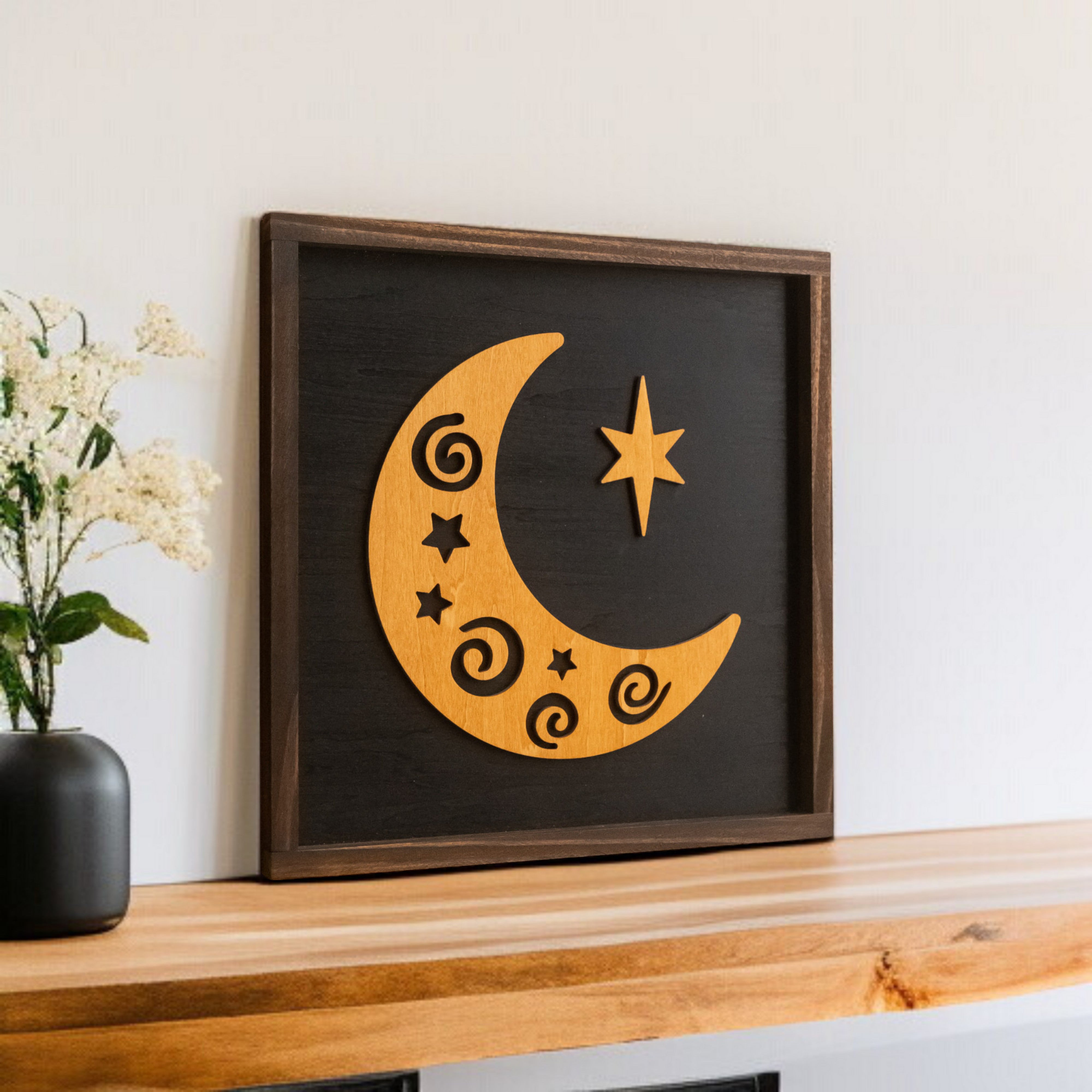Arte de pared de madera con sol y luna para una decoración de pared de inspiración celestial