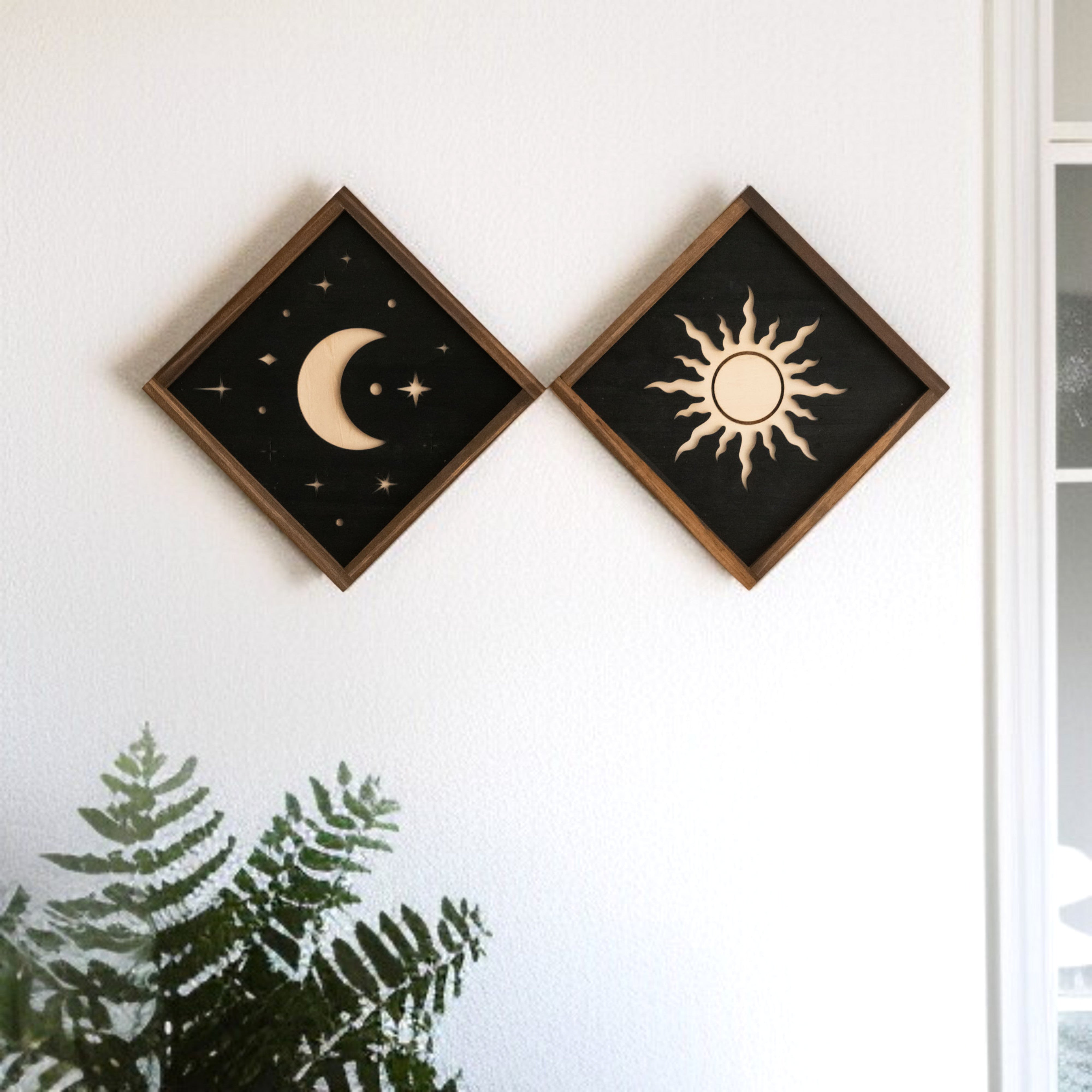 Arte de pared de madera con sol y luna para una decoración bohemia celestial