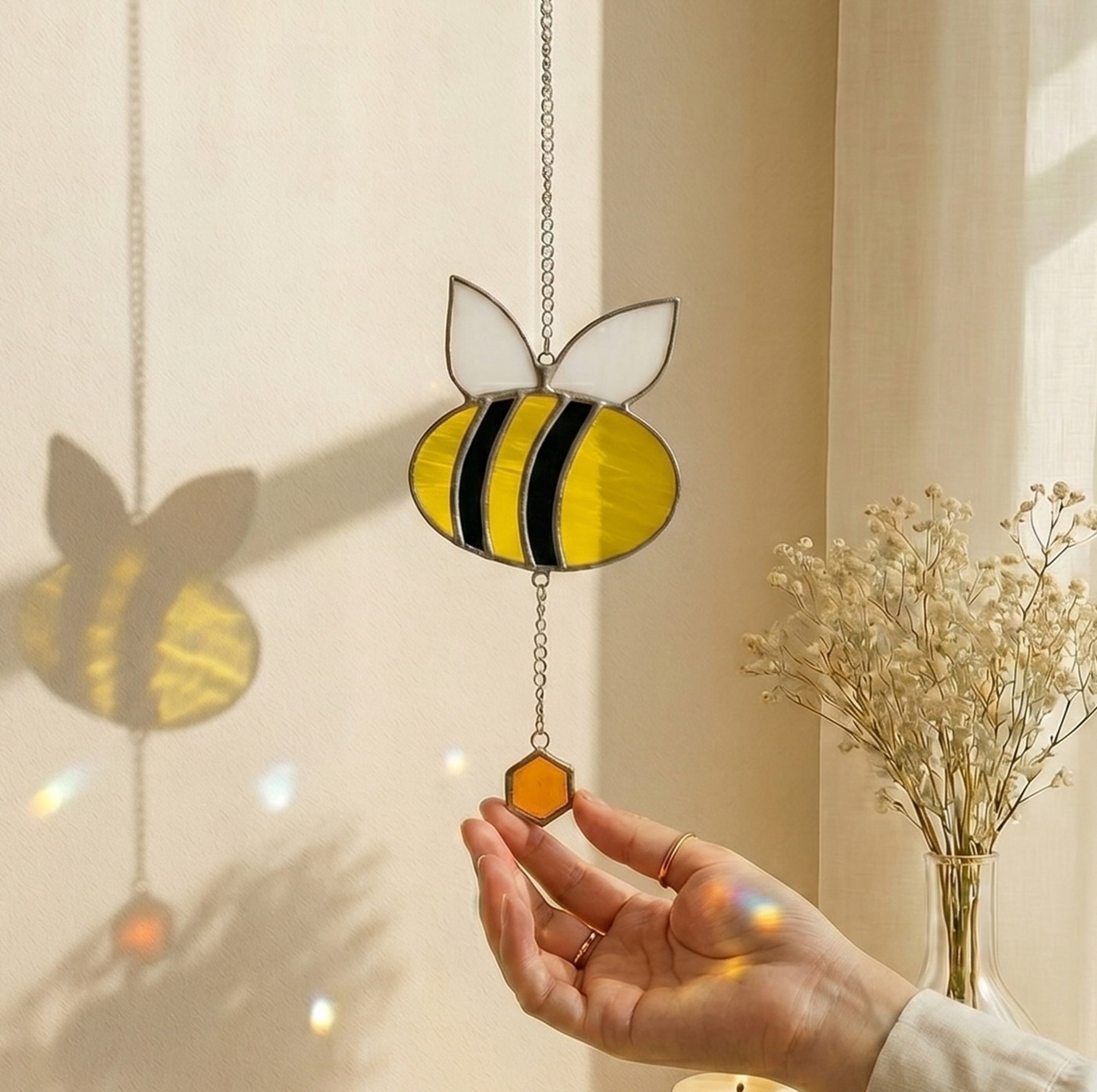 Bee Stained Glass Suncatcher, Artistic glass suncatcher F07