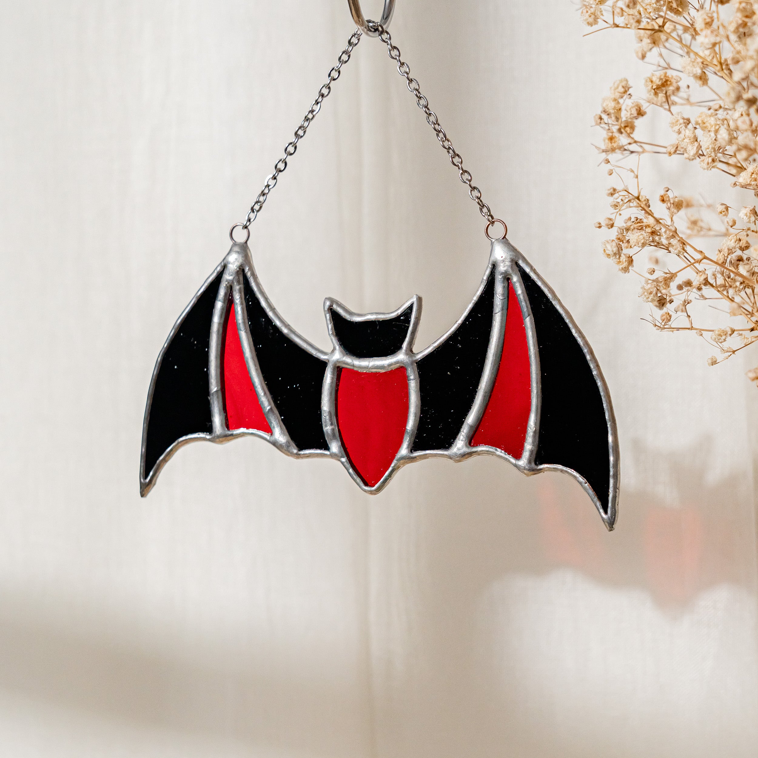 Enchanting Stained Glass Bat for Fun Wall Decor and Spooky Gift Ideas