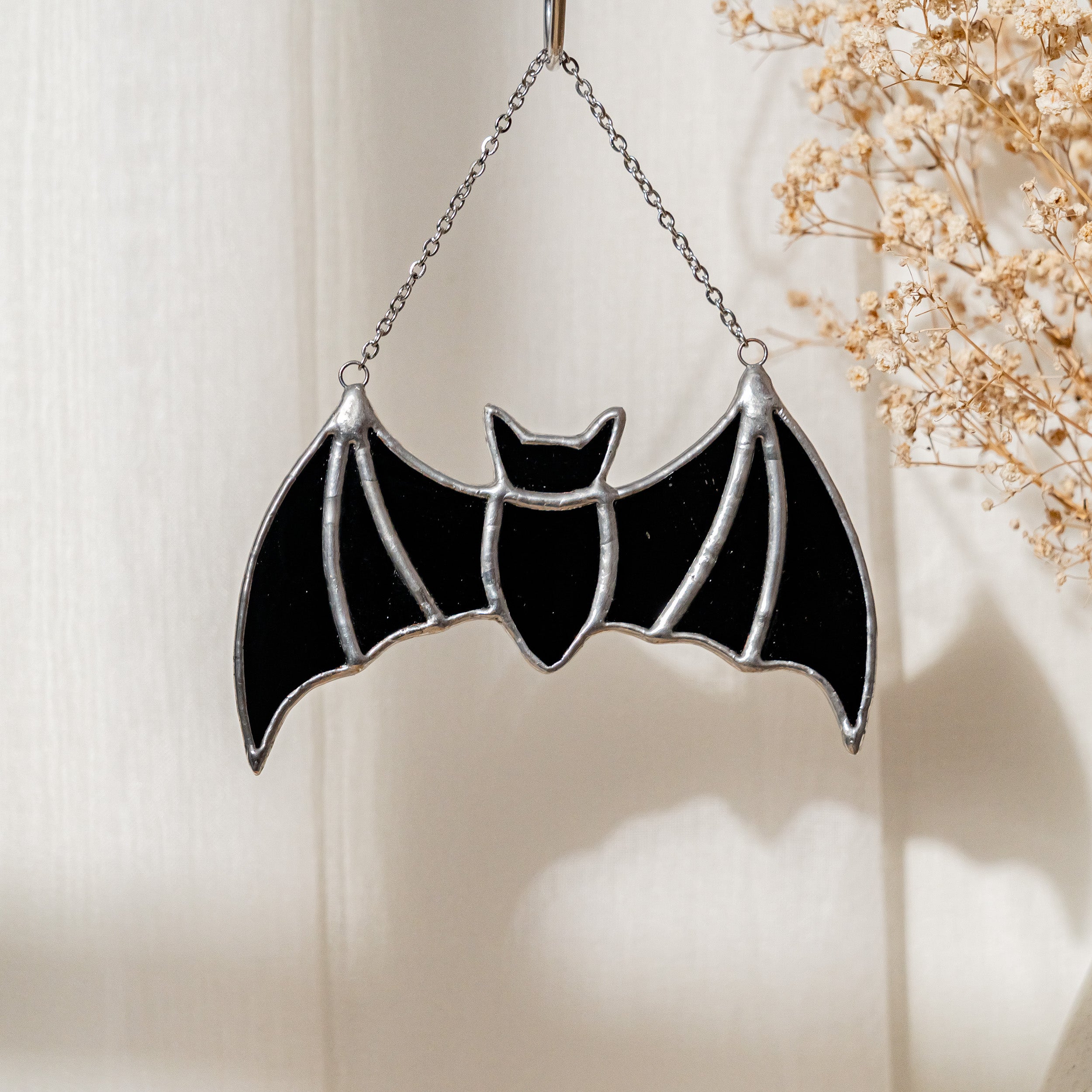 Enchanting Stained Glass Bat for Fun Wall Decor and Spooky Gifts