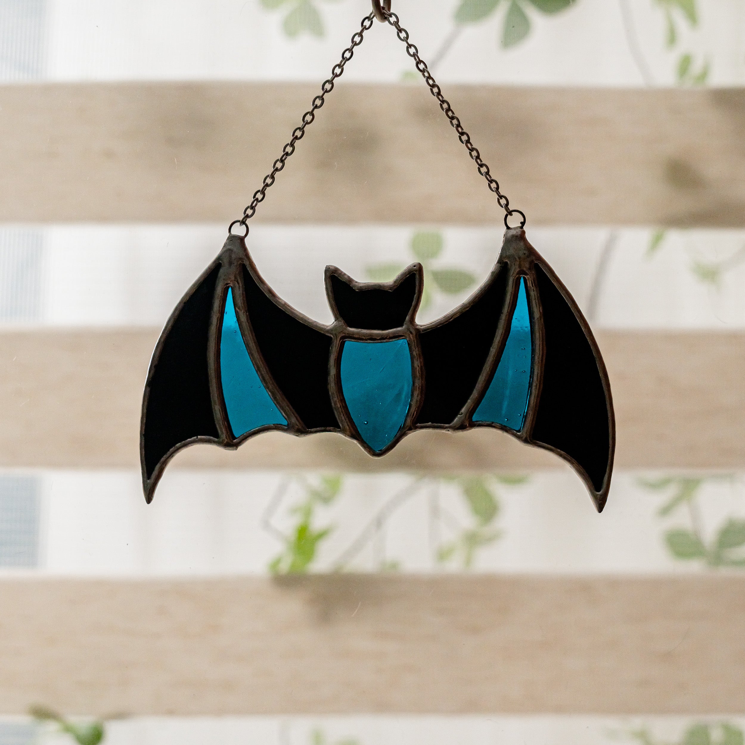 Enchanting Stained Glass Bat for Fun Wall Decor and Spooky Gift Ideas