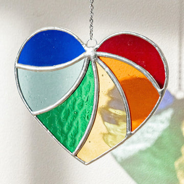 Heart Shaped Rainbow Suncatcher for Window decor Q26