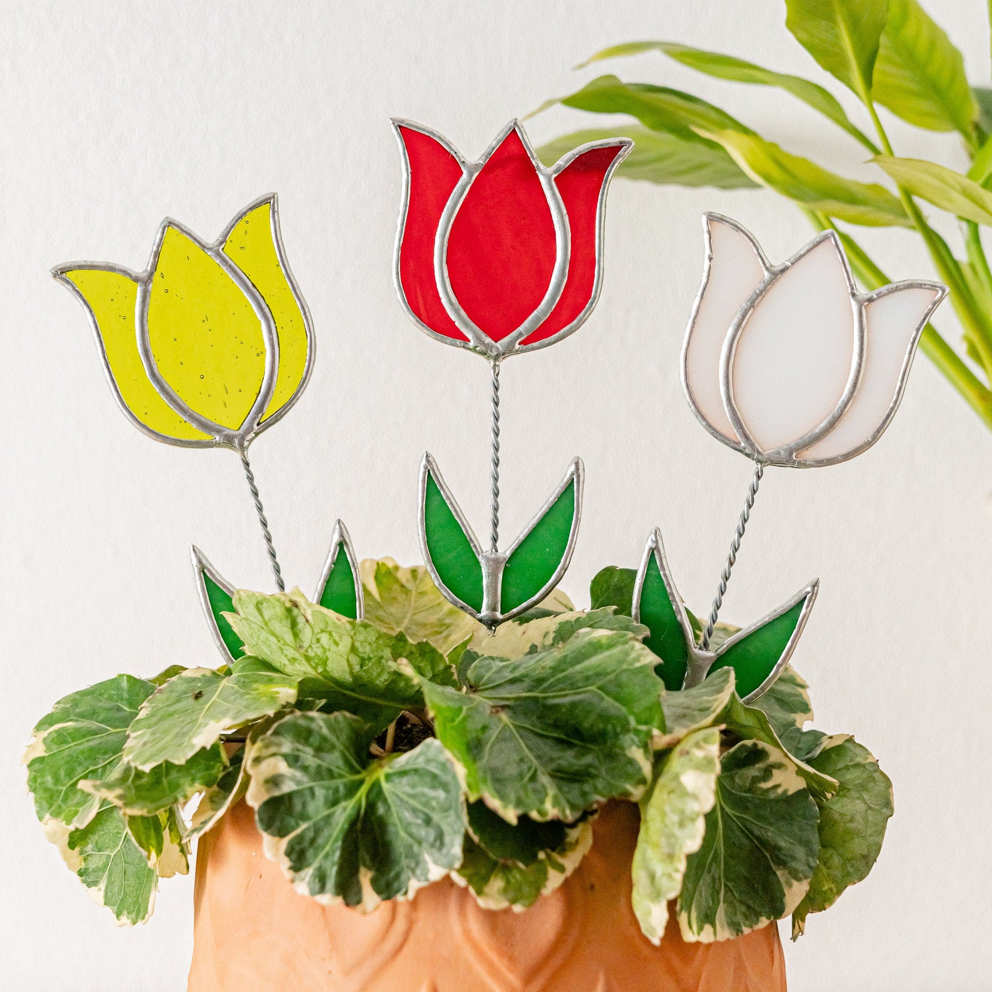 Stained Glass Flower Plant Stakes and Coastal Plant Decor Q08