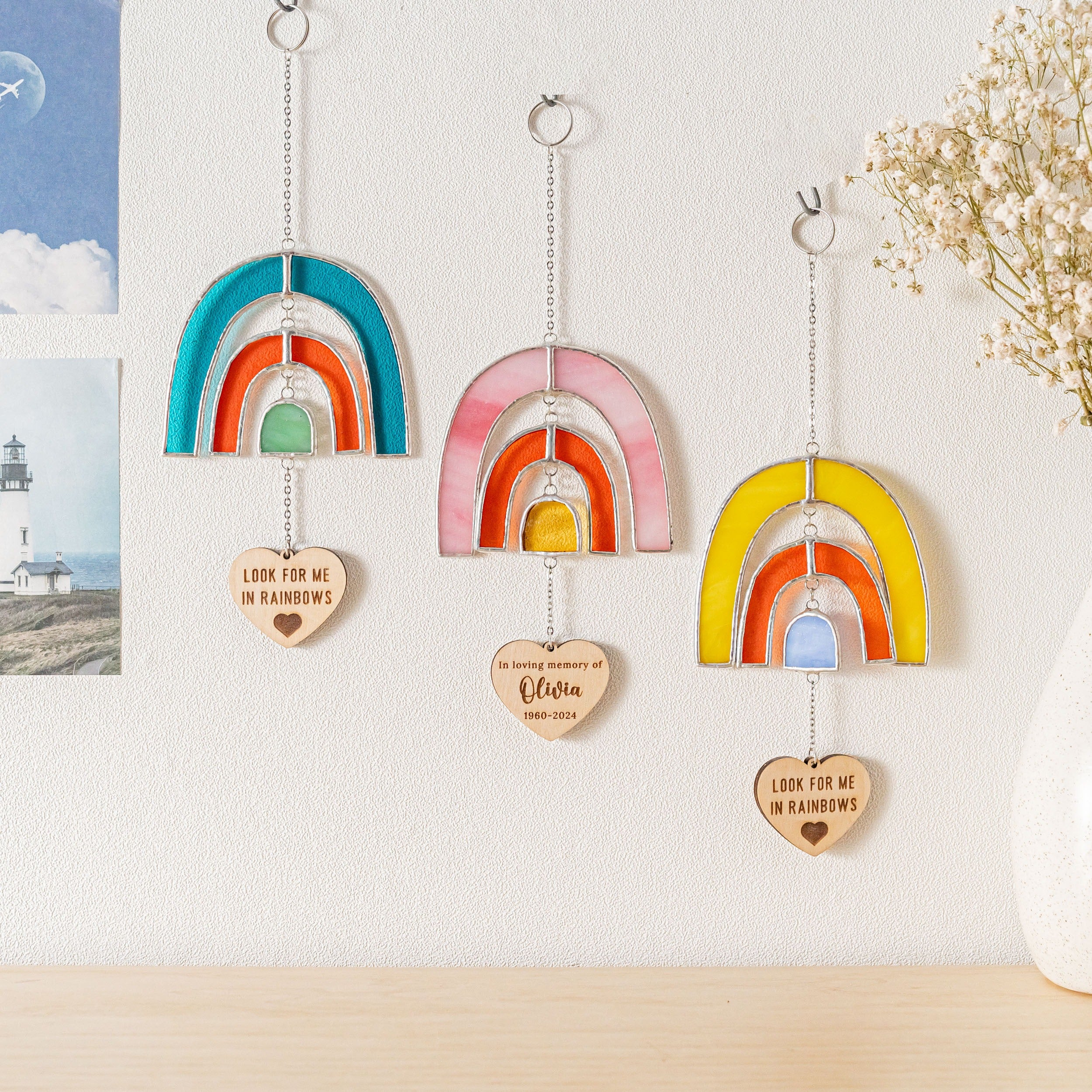 Regenbogen-Buntglas zum Muttertag als herzliche Hommage an das Fenster 