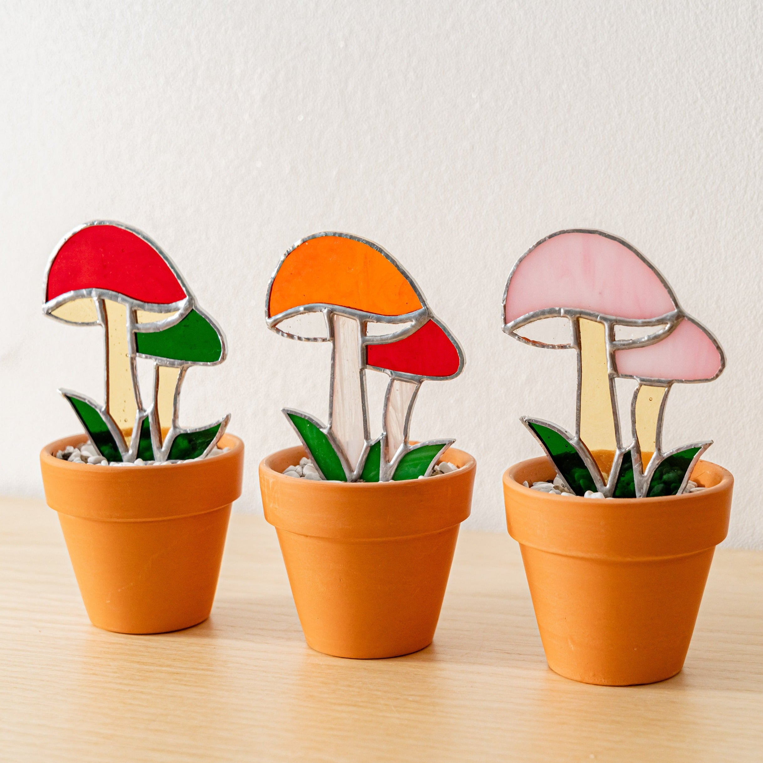 Stained Glass Mushroom Plant Stakes For Table and Garden Decor