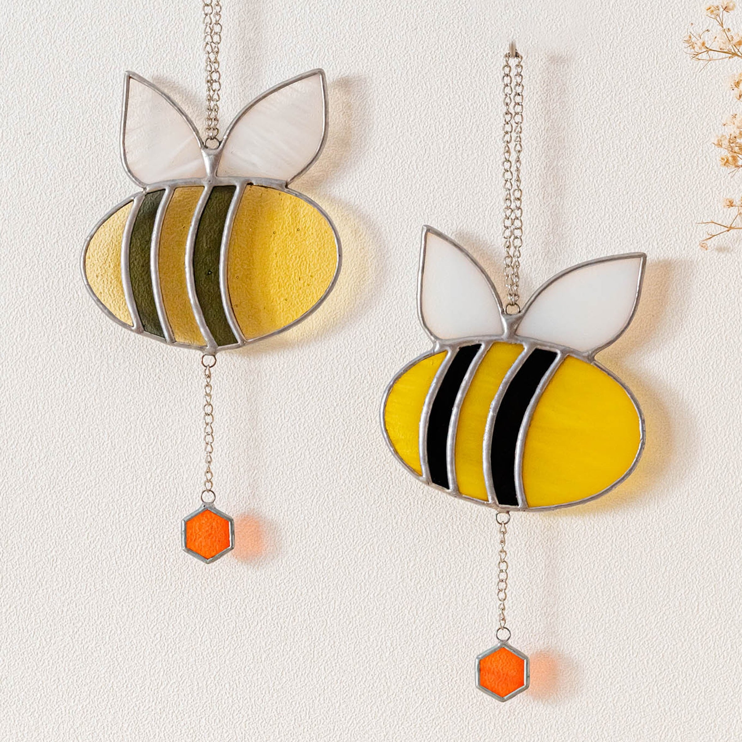 Bee Stained Glass Suncatcher, Artistic glass suncatcher F07