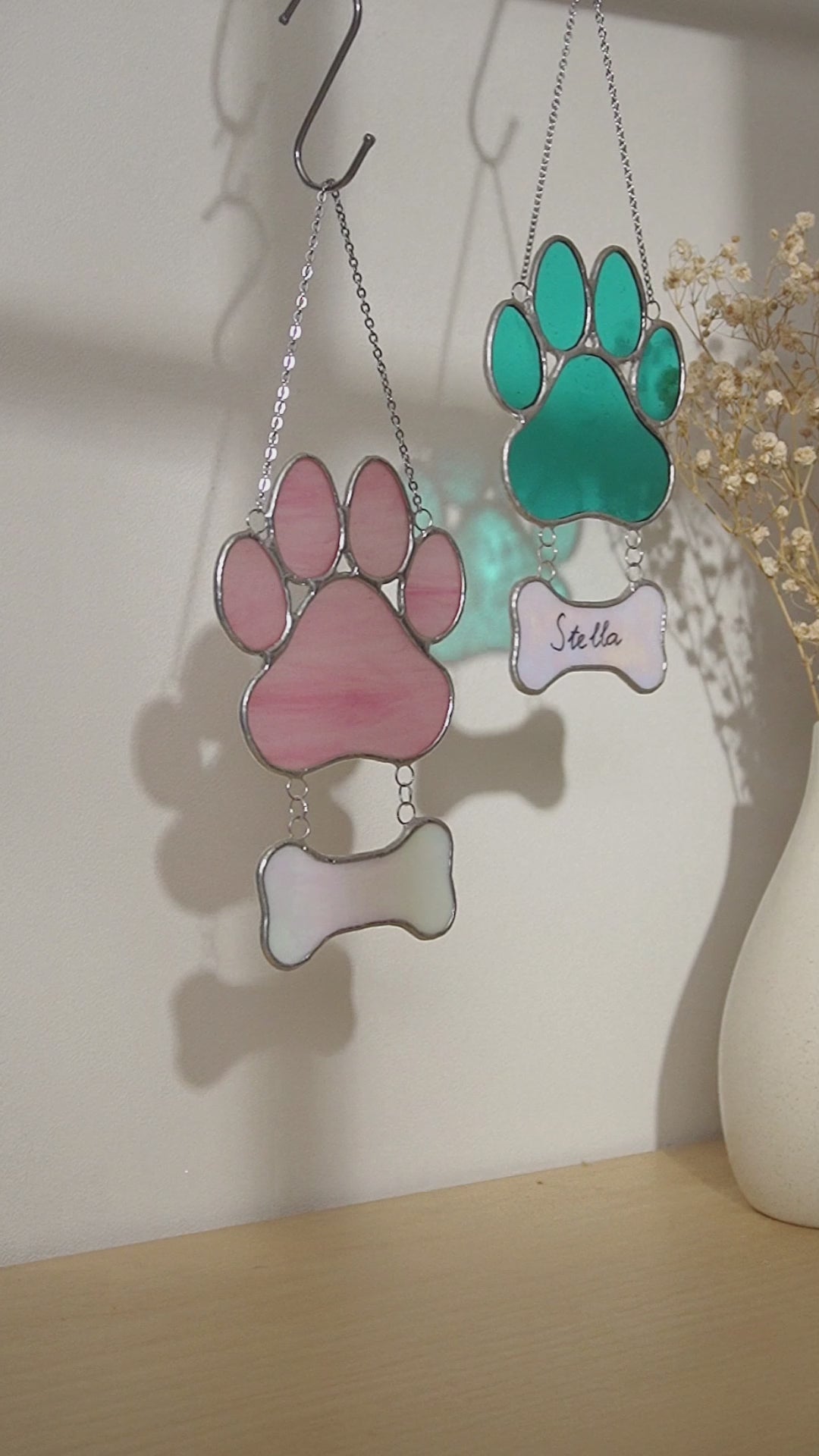 Stained Glass Pet Paw Suncatcher for Memorial pet keepsake, art Q19